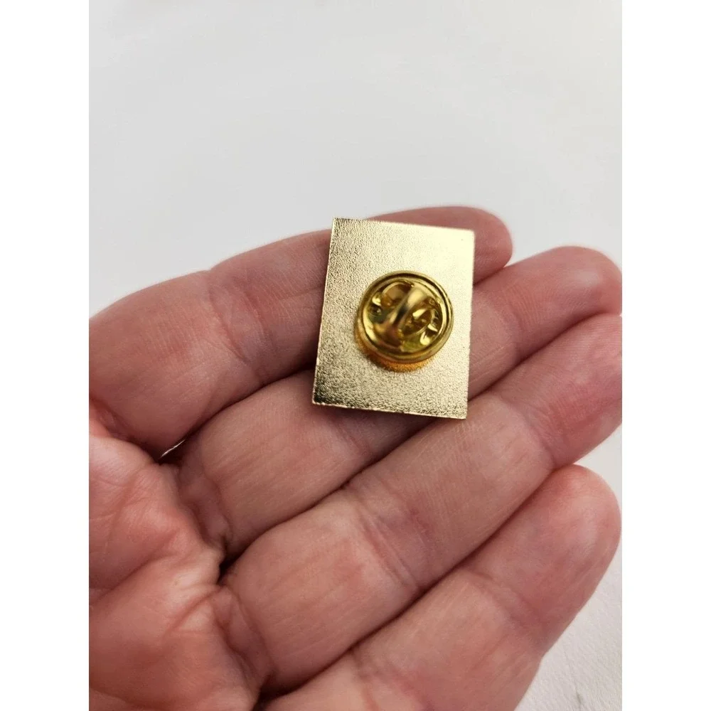 Vtg NRA Stand and Fight Gun Rights Lapel Hat Gold & Black Pin Pinback